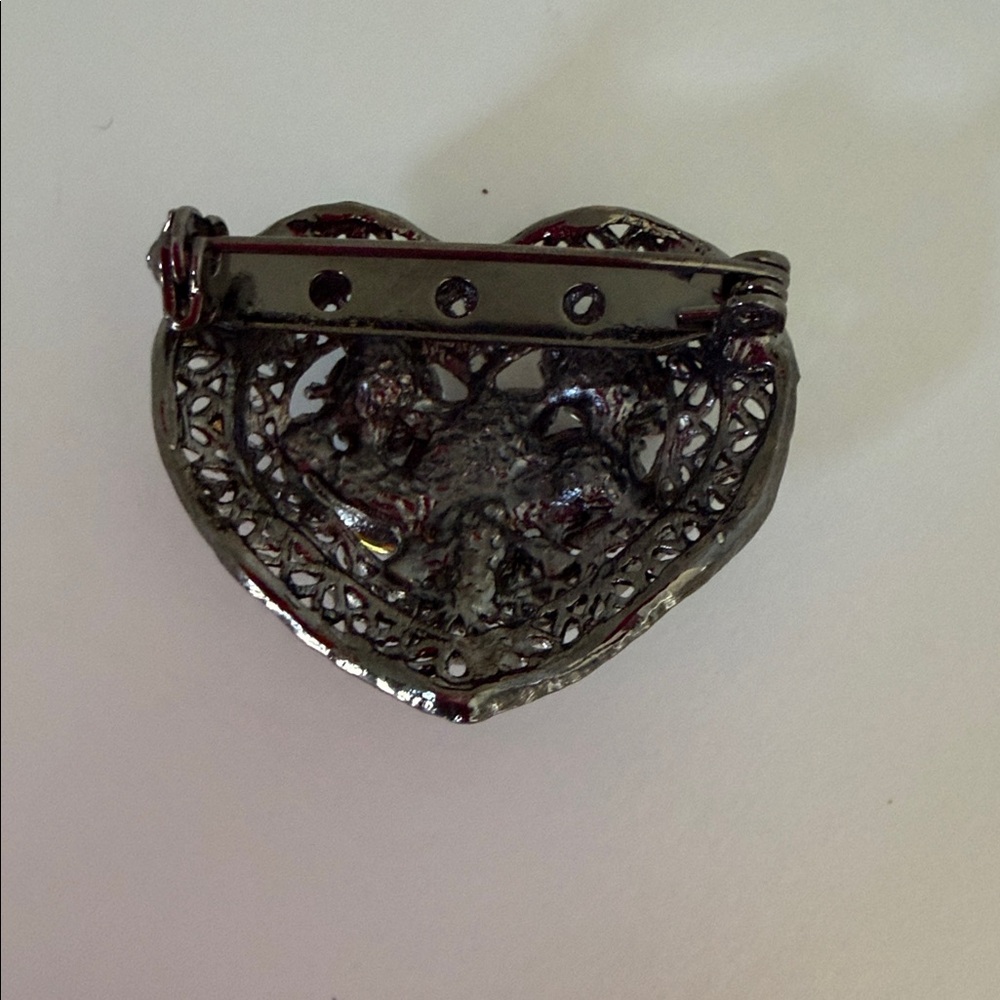 Heart Brooch - Picture 3 of 4